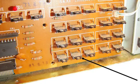 Akai S950 Push Switch