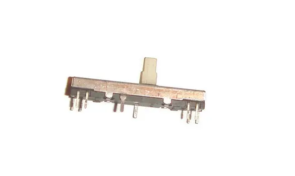 Yamaha DX7 II Potentiomètre à Glissière