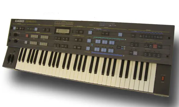 CASIO CZ-5000 VINTAGE SYNTHESIZER