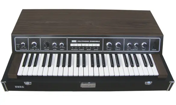 -1827-G-1-Korg-PE-2000.webp