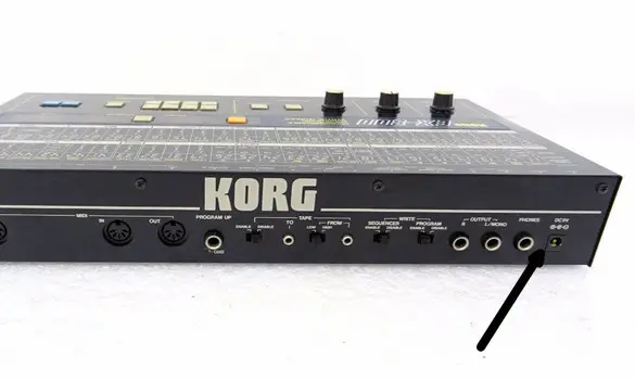 Korg Ex-800 Power Inlet