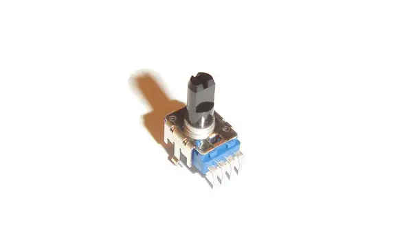 Yamaha RM1X Potentiometer